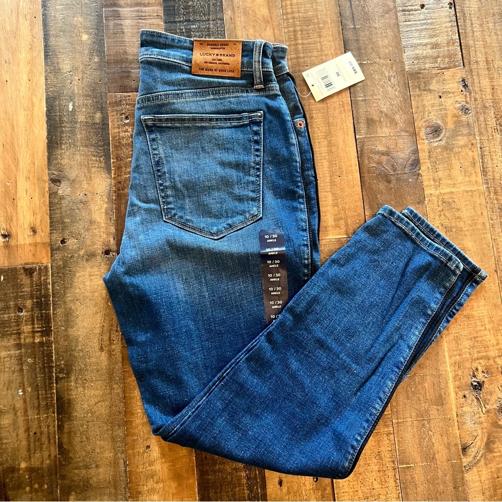 Lucky Brand Women's AVA Skinny Jeans with Side Piping Detail, Size 30, NWT